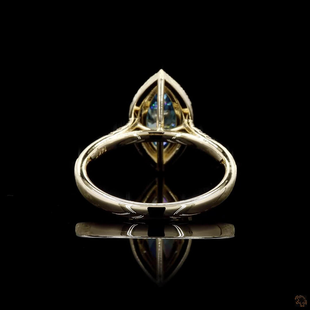 minimal oval halo ring

