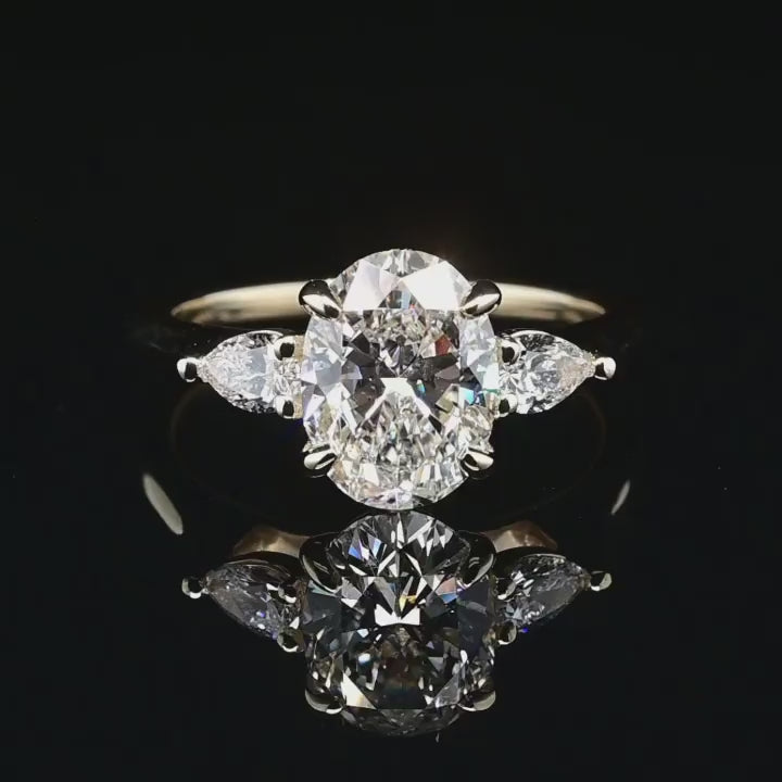 2.0ct-3.0ct Oval Cut Lab Grown Three Stone Diamond Engagement Ring