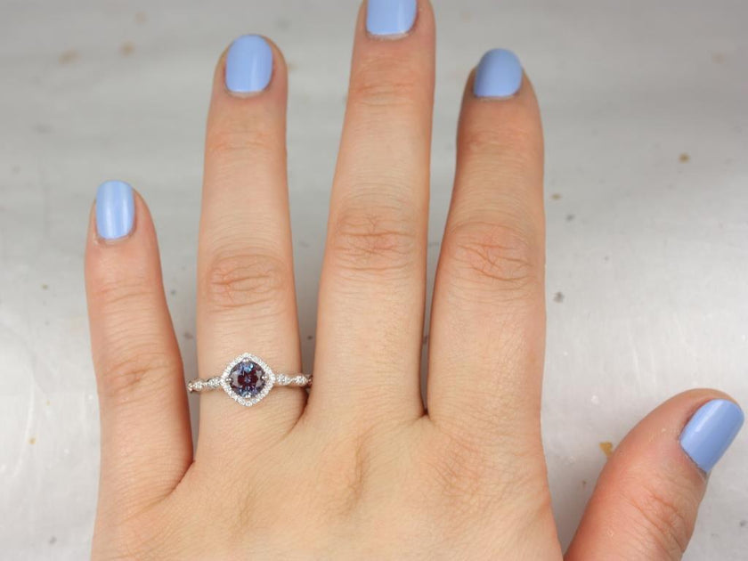 blue round halo engagement ring
round blue engagement ring halo
round cut blue gemstone ring
blue sapphire halo engagement ring
blue diamond halo ring round
round halo blue ring