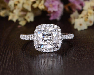 1.0CT Cushion Cut Halo Diamond Moissanite Engagement Ring