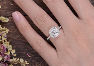 1.0CT Cushion Cut Halo Diamond Moissanite Engagement Ring