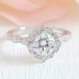 1.0CT Oval Cut Moissanite Halo Bridal Engagement Ring Set