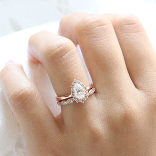 1.0CT Pear Cut Moissanite Halo Bridal Engagement Ring Set