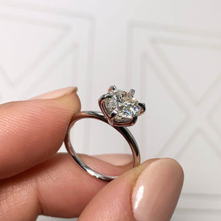 2 Carat Round Cut Solitaire Moissanite Engagement Ring